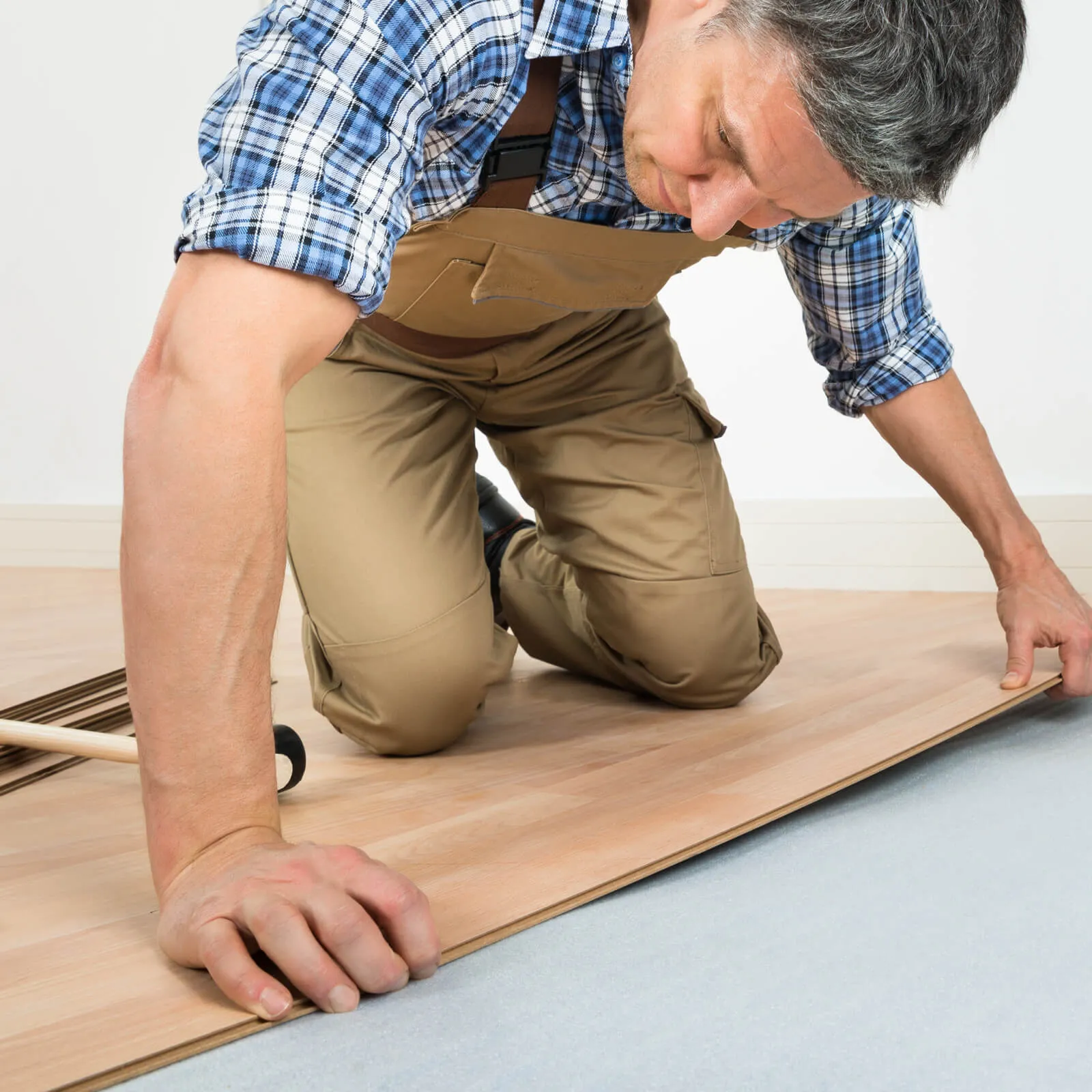 Laminate flooring installation | Leicester Flooring