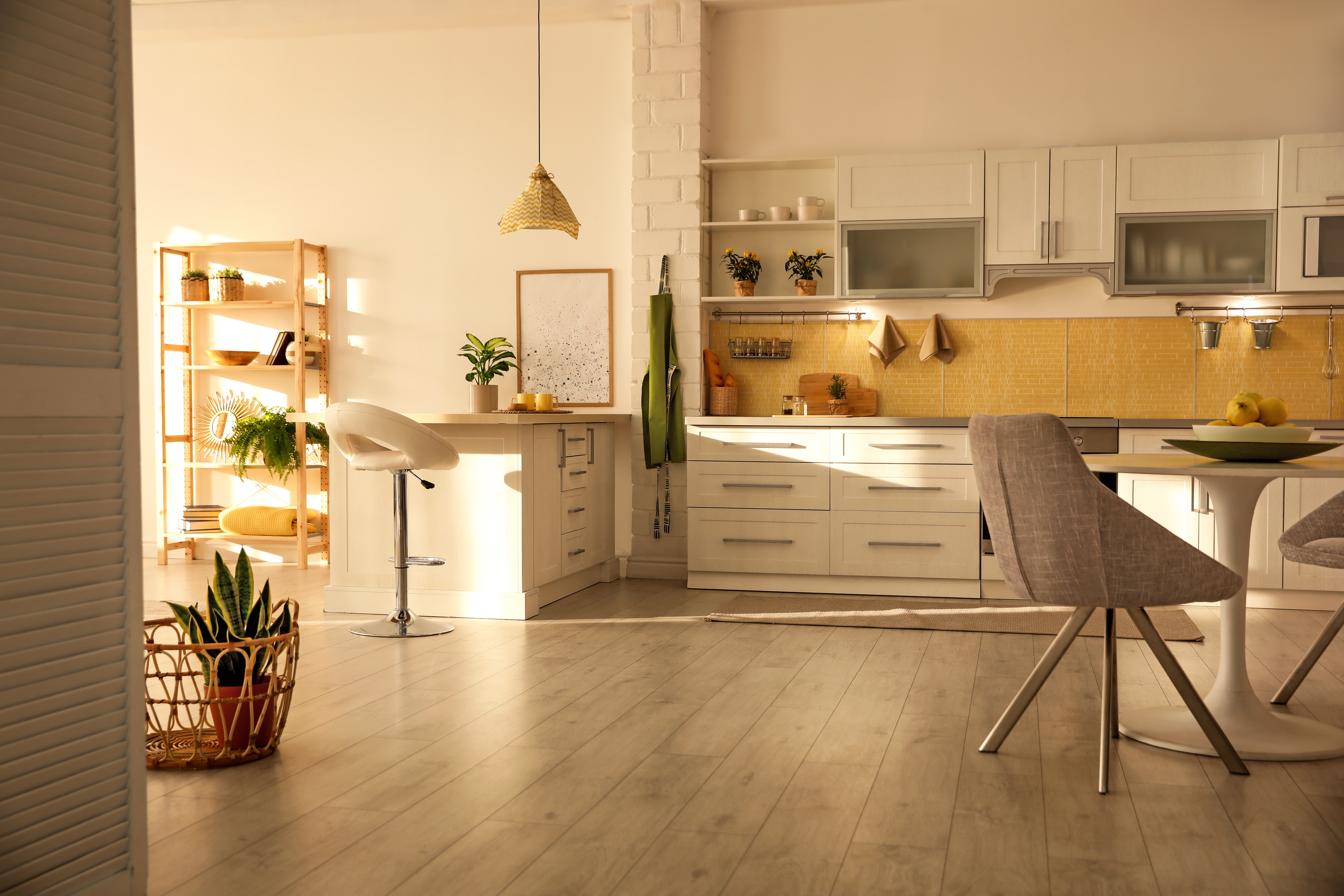 Best Laminate Flooring for Kitchens: Waterproof Options & Style Ideas